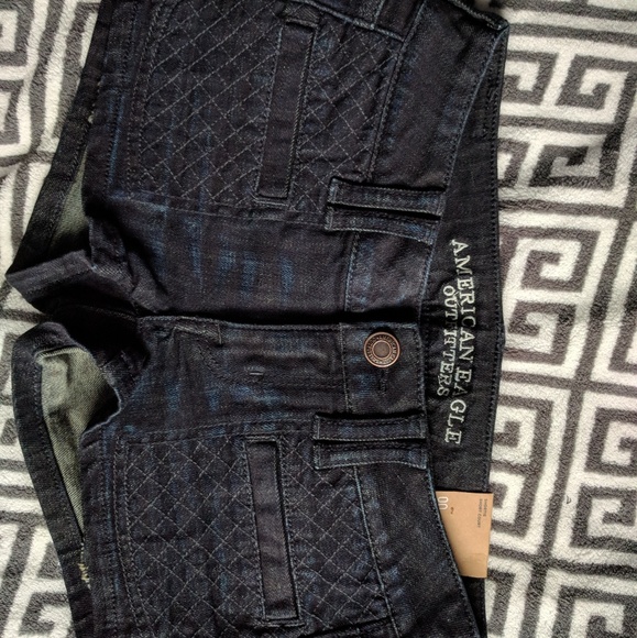 NWT AE black stitched design washed out shorts 00 - Picture 2 of 6